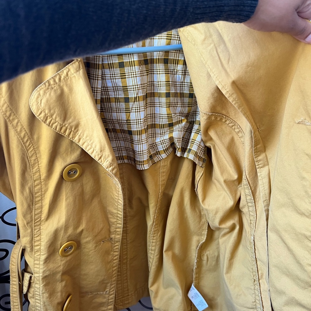 Jacket 🧥 - Picture 3 of 7